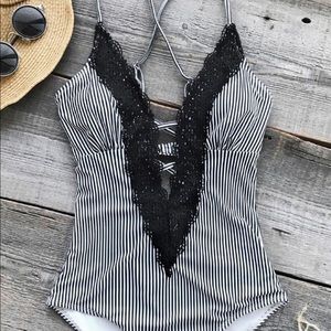 Stunning black and white one piece swimsuit sexy